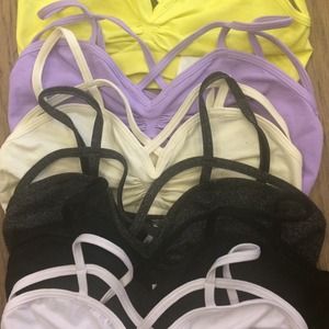 6 bralettes ! Not selling separate!