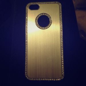 iPhone 5/5s case. Not clothes but everyone ❤️cases