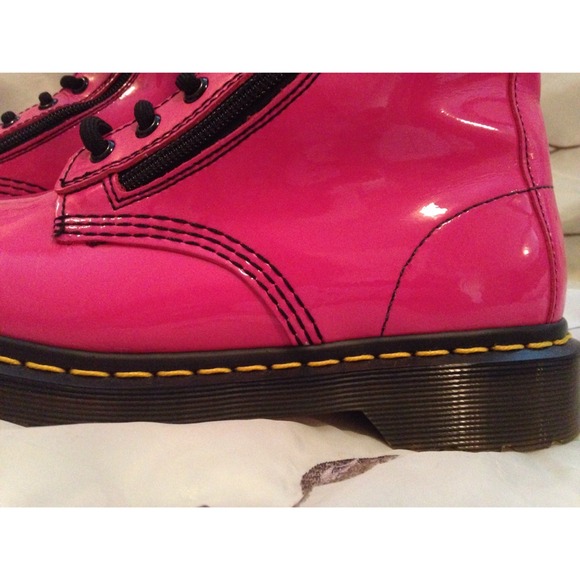 ❌ SOLD ❌ 💕EXTRA PHOTOS of Docs💕