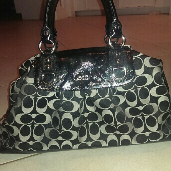 Authentic Coach - Picture 2 of 3