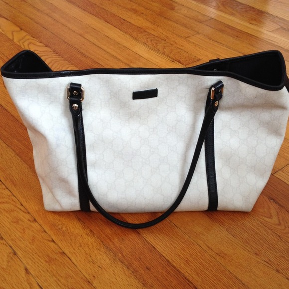 Gucci Tote Bad