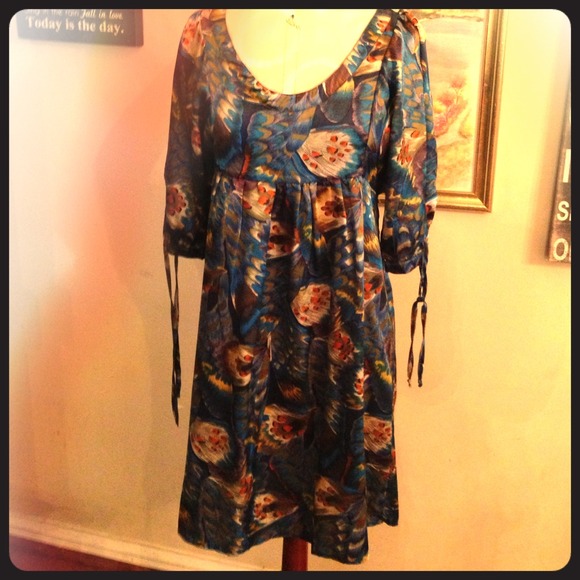Pattern Dress length mid thigh