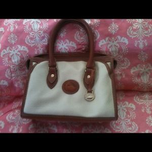 Vintage Dooney & Bourke all weather purse