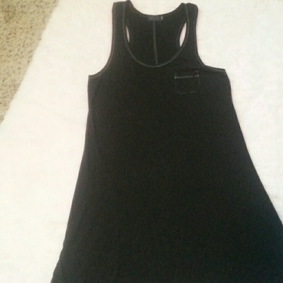 Black racetrack ribbed jersey dress. - Picture 1 of 2