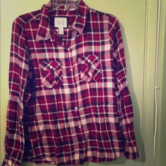 ❌SOLD❌Woman's kind sleeve flannel