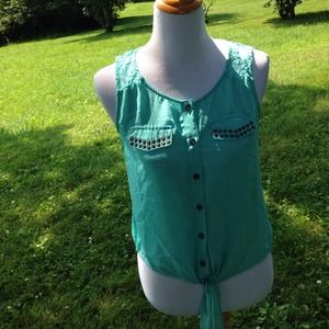 mint blue sleeveless polyester top