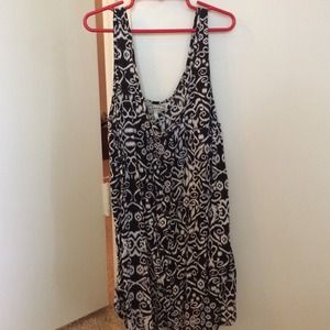 Black and white Kirra tank