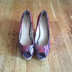 Tova - Pair of sexy, skyhigh peeptoe wedge sandals