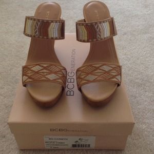NWT BCBG Generation wedges!!