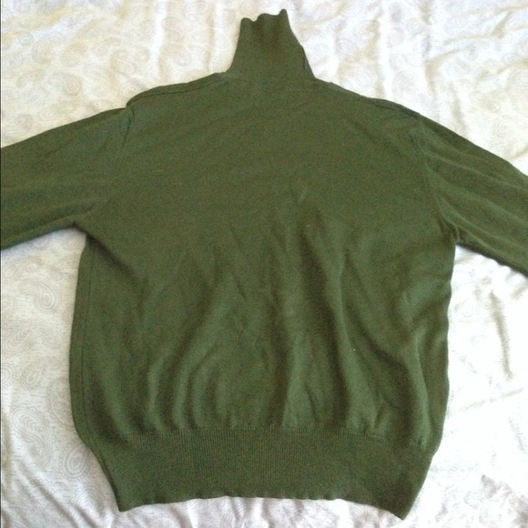 mens forest green sweater