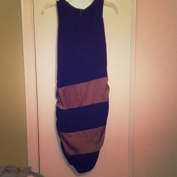 Beautiful little black dress! Great condition!