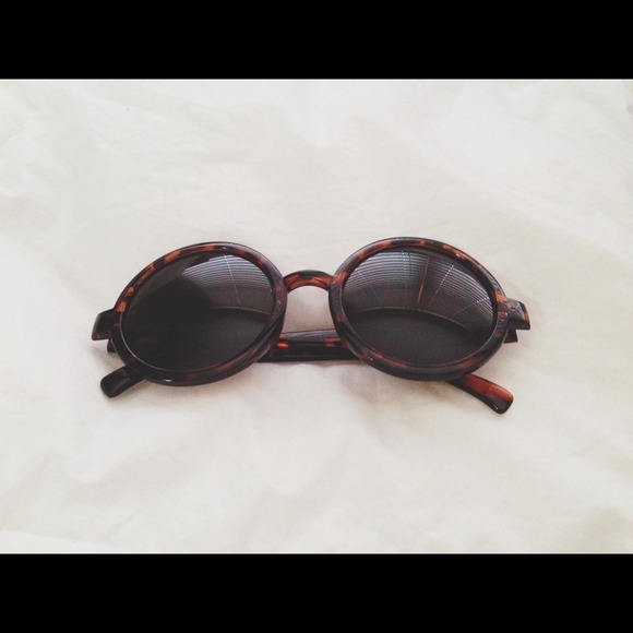 circle sunglasses