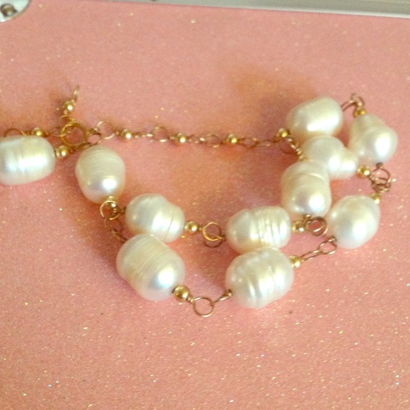 Fresh water pearl bracelet