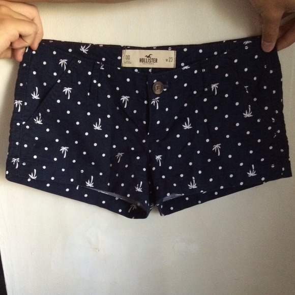 Hollister Palm Tree Shorts!🌴💙