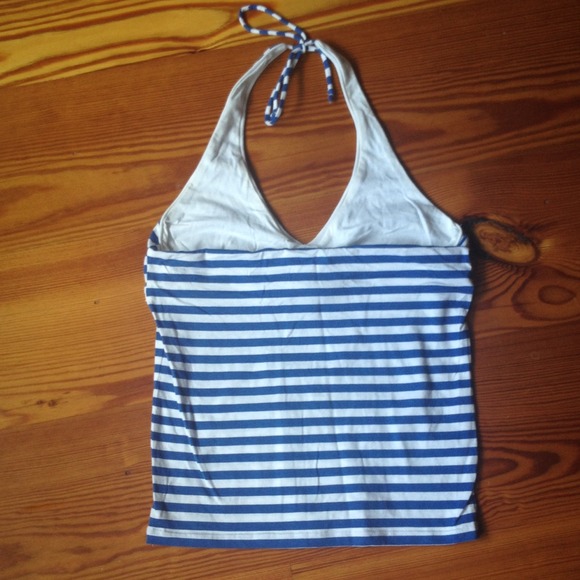 Abercrombie and Fitch top - Picture 2 of 2