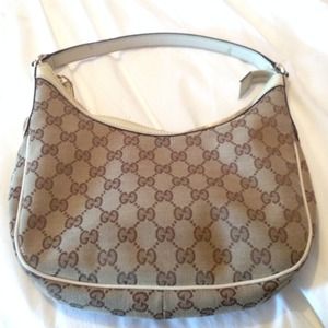 Small Gucci handbag