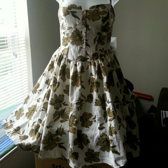 Floral green dress