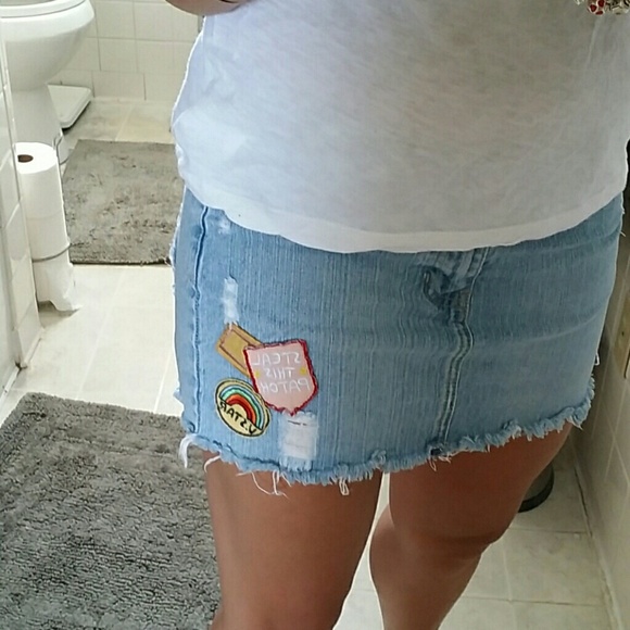 SOLD❌ Distressed denim skirt with cute patches