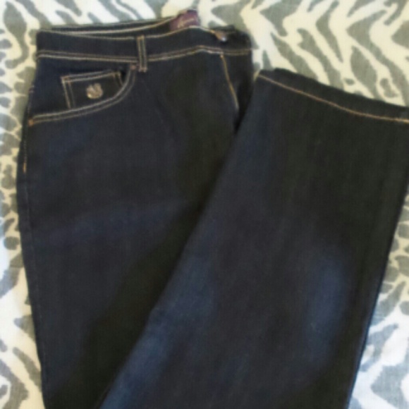 NWOT Gloria Vanderbilt Jeans