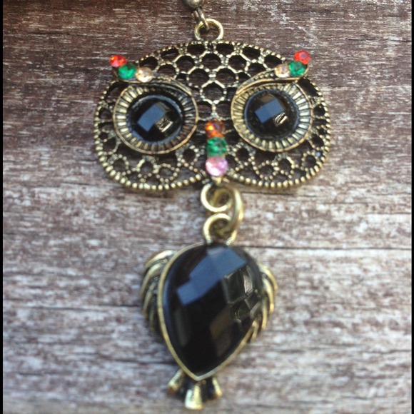 Beautiful Owl Earrings❌SOLD❌ - Picture 3 of 3