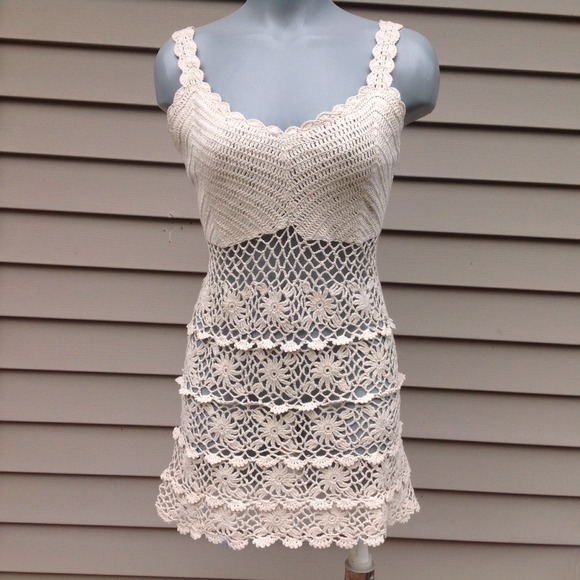 romeo & juliet Tops - Romeo and Juliet hand crochet tank top M