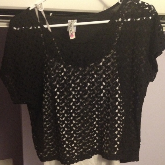 🔴SOLD black sweater crop top with hole design🔴