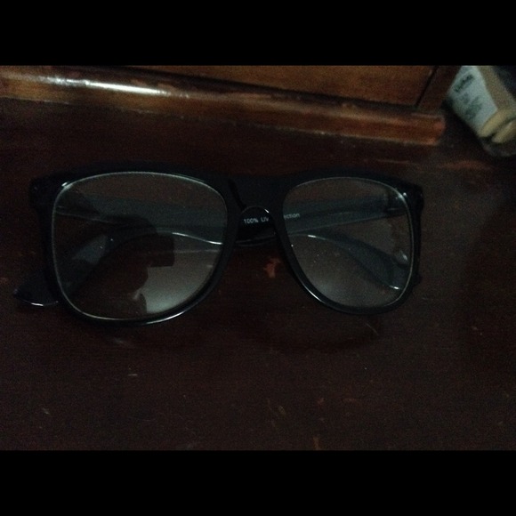 Clear urban outfitters glasses