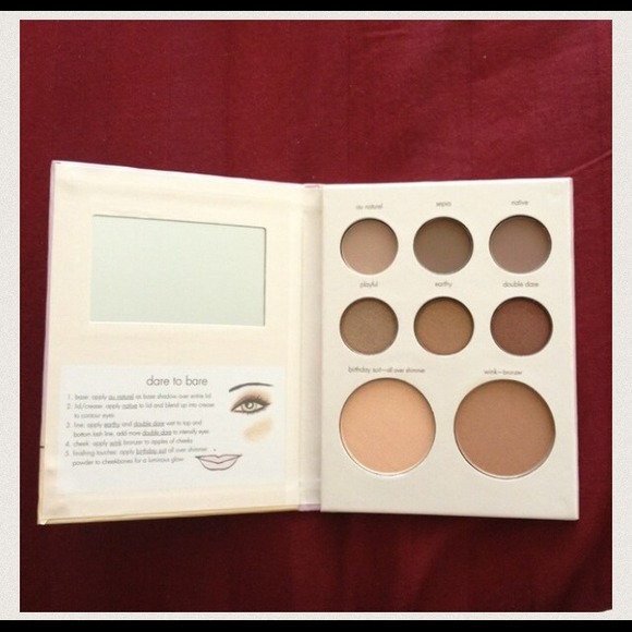 Stila "Dare to Bare" Make-up Kit