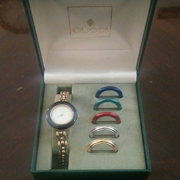 *****REDUCED******VINTAGE ladies GUCCI Watch!