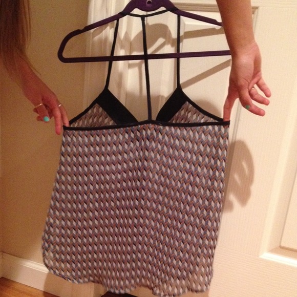 Super Cute Blue and White Shirt - Picture 2 of 3