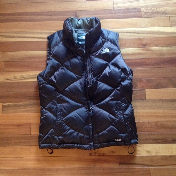 Size large North Face vest in chocolate brown.