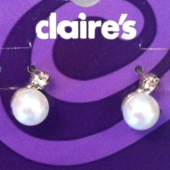 🎉🎉SOLD SOLD 🎉💕 silver plated earrings💕 - Picture 3 of 4