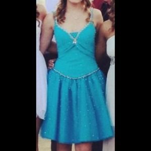 Blue short dress