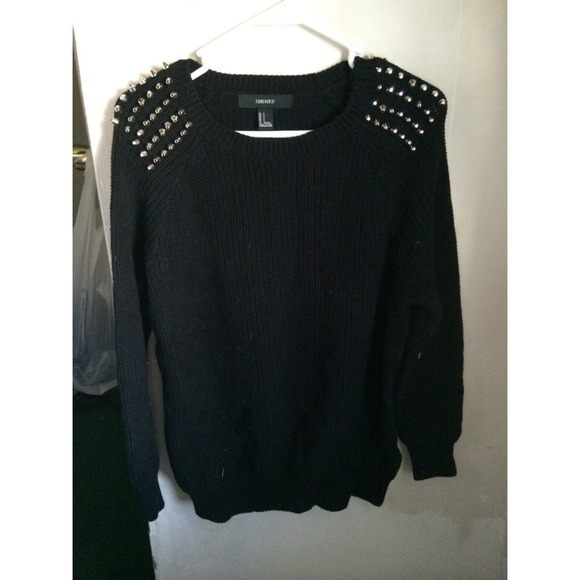 Studded forever 21 sweater!☺️
