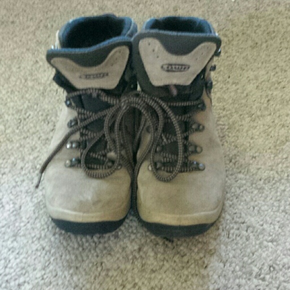 Lowa Women's Hiking Boots