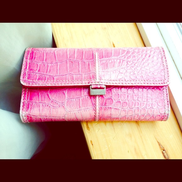 PINK Liz Claiborne WALLET
