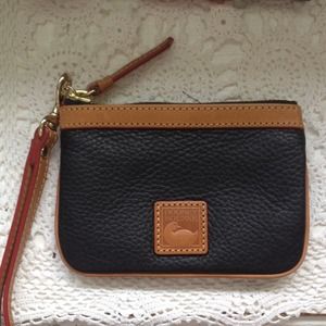 REDUCED!!!! Dooney & Bourke wristlet