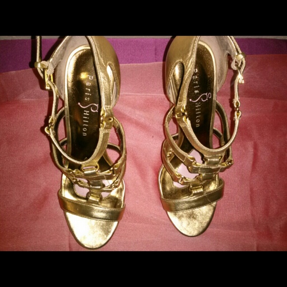 Paris Hilton Wedge Heels - Picture 2 of 4