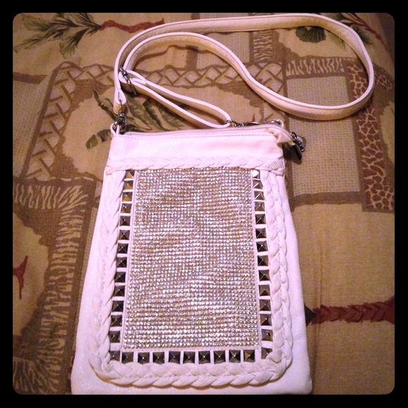 White cross body purse!