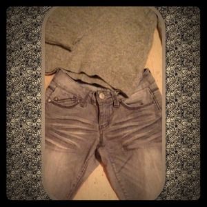 l.e.i. Skinny's