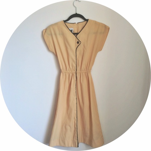 vintage Dresses & Skirts - Vintage 40s Cream Work Dress