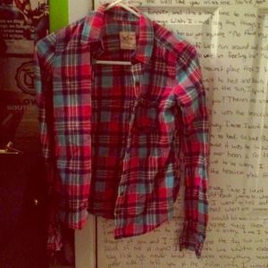 Plaid Hollister Button-down