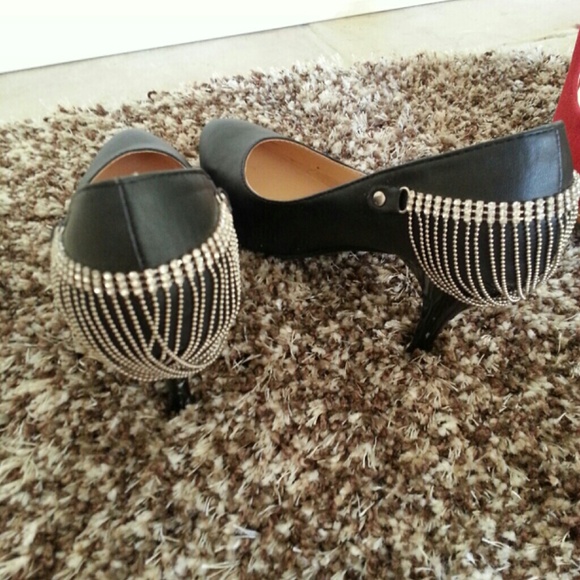 Soft leather diamond chain heels