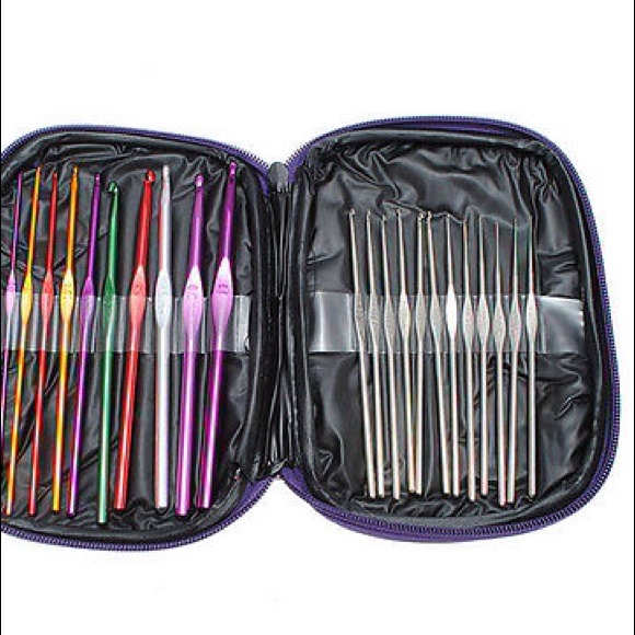 Accessories - BNWT Crochet Hooks