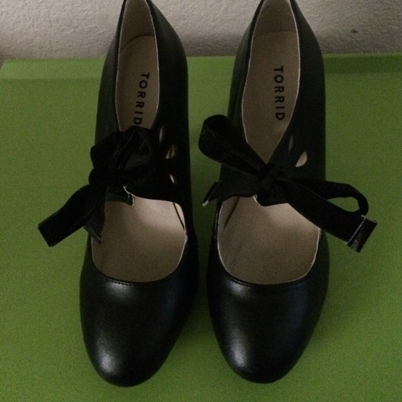 Size 10 heels from the store Torrid, never worn. - Picture 2 of 4