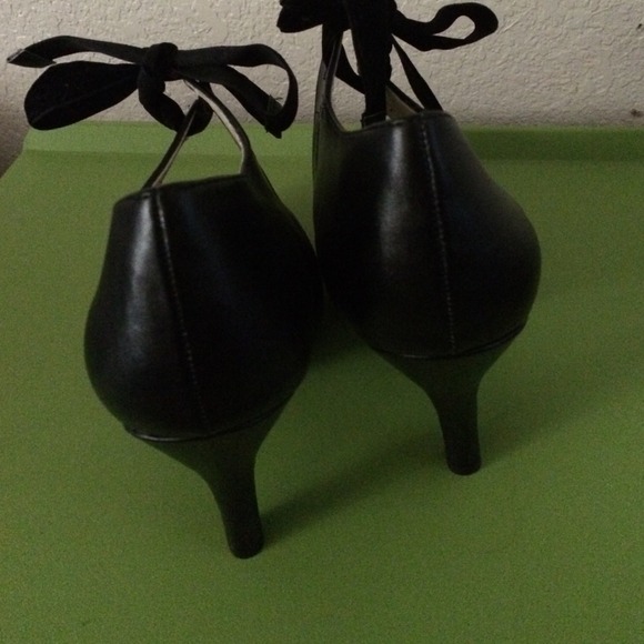 Size 10 heels from the store Torrid, never worn. - Picture 3 of 4