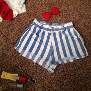 High waisted blue and whit stripped shorts