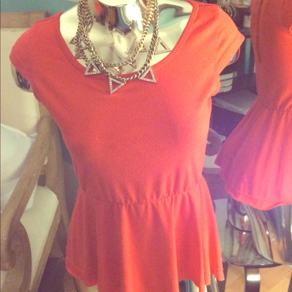 🔴Peplum Top