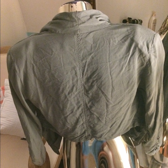 🔴Grey Jacket - Picture 2 of 2