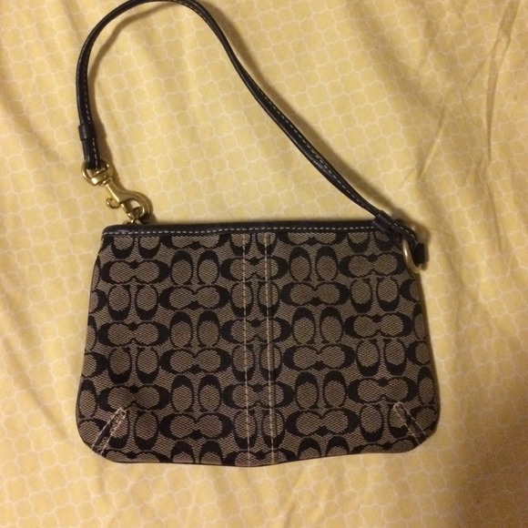 Coach Wristlet - Picture 3 of 3